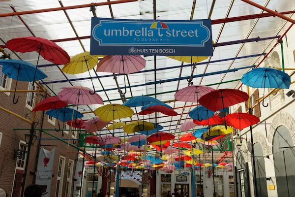 Umbrella St